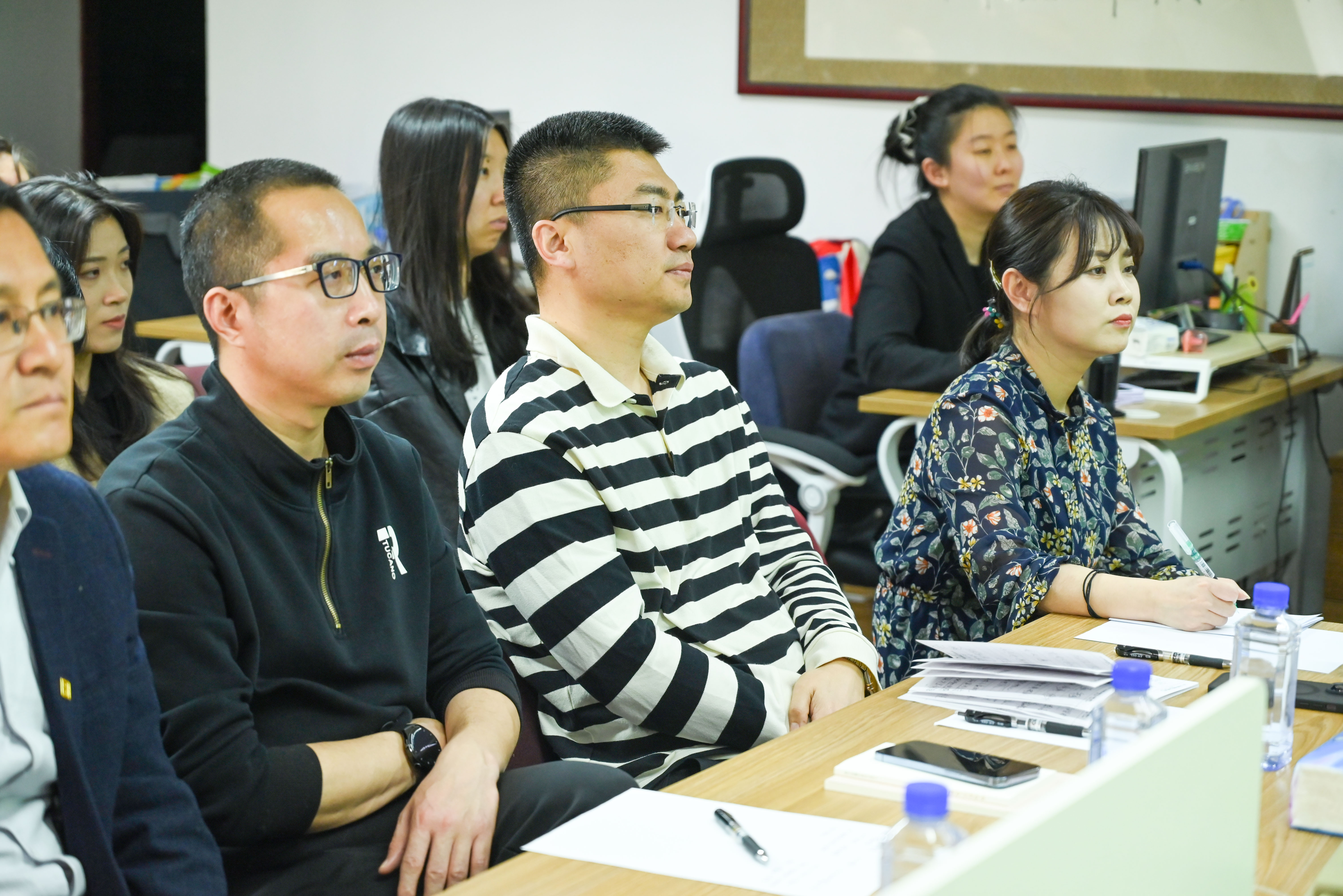 mg冰球突破(中国区)官方网站